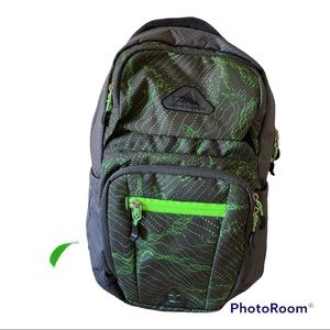 High Sierra Everyday Backpack 22L Gray/Lime Green